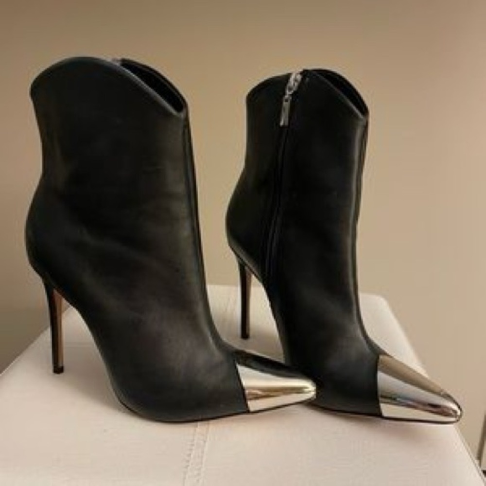 Schutz silver cap toe heeled boots in real leather NWT!